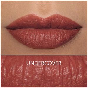 Buxom Plumpline Lipliner